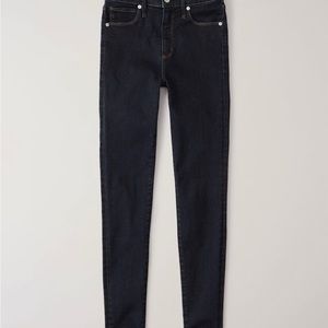 Abercrombie Women’s High Rise Super Skinny Jeans. Size 29. Rinse wash. NWOT.